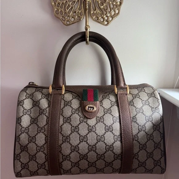 Gucci Boston Accesory Collection in GUC - Picture 1 of 10